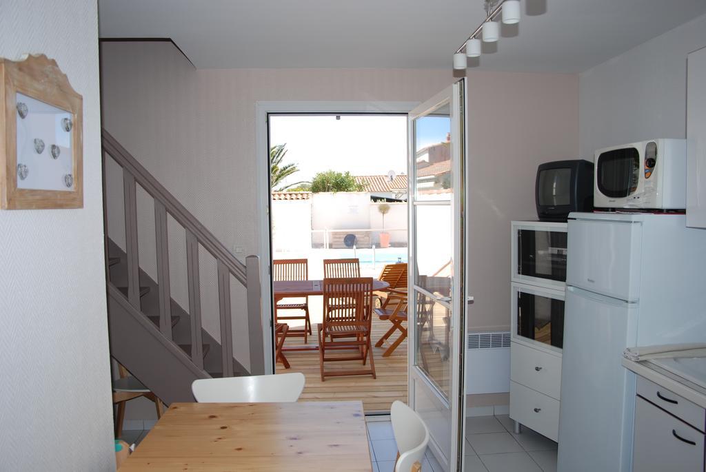 Villas Re Locations Vacances Saint-Clément-des-Baleines Szoba fotó